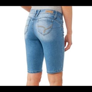 YMI Wanna Betta Butt? Bermuda Jean Shorts 3 NWT